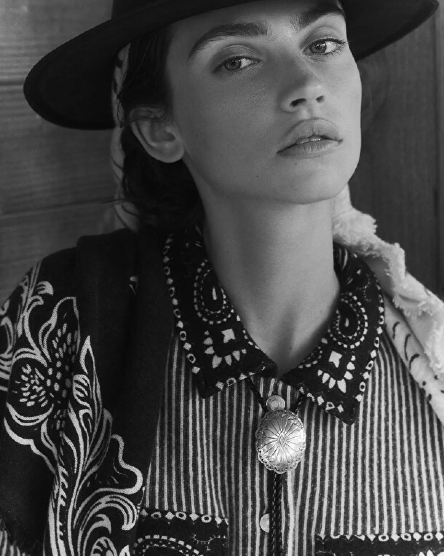 Bolo Tie En Massif 925/1000E Avec Lacet En Cuir