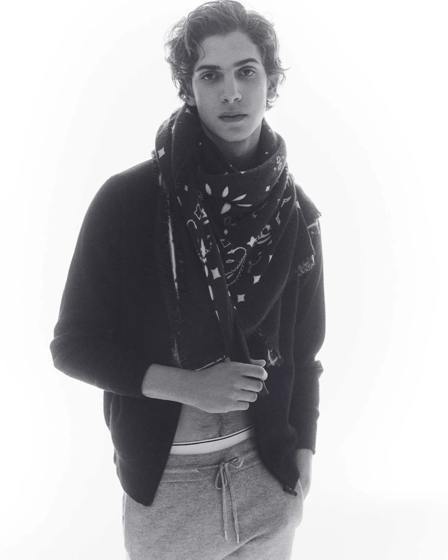 Gilet Cachemire A Capuche Zippe Homme