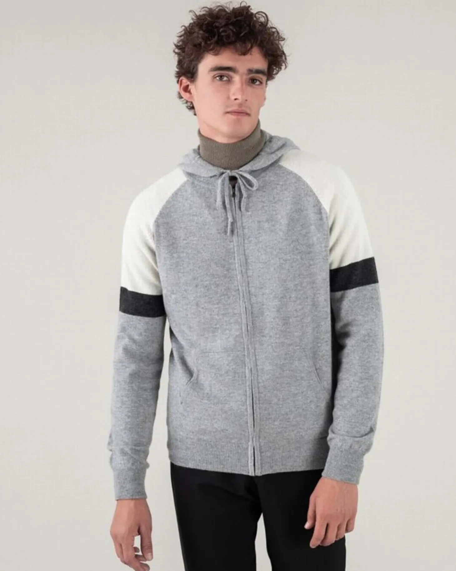 Gilet Cachemire Zippe Manches Tricolores