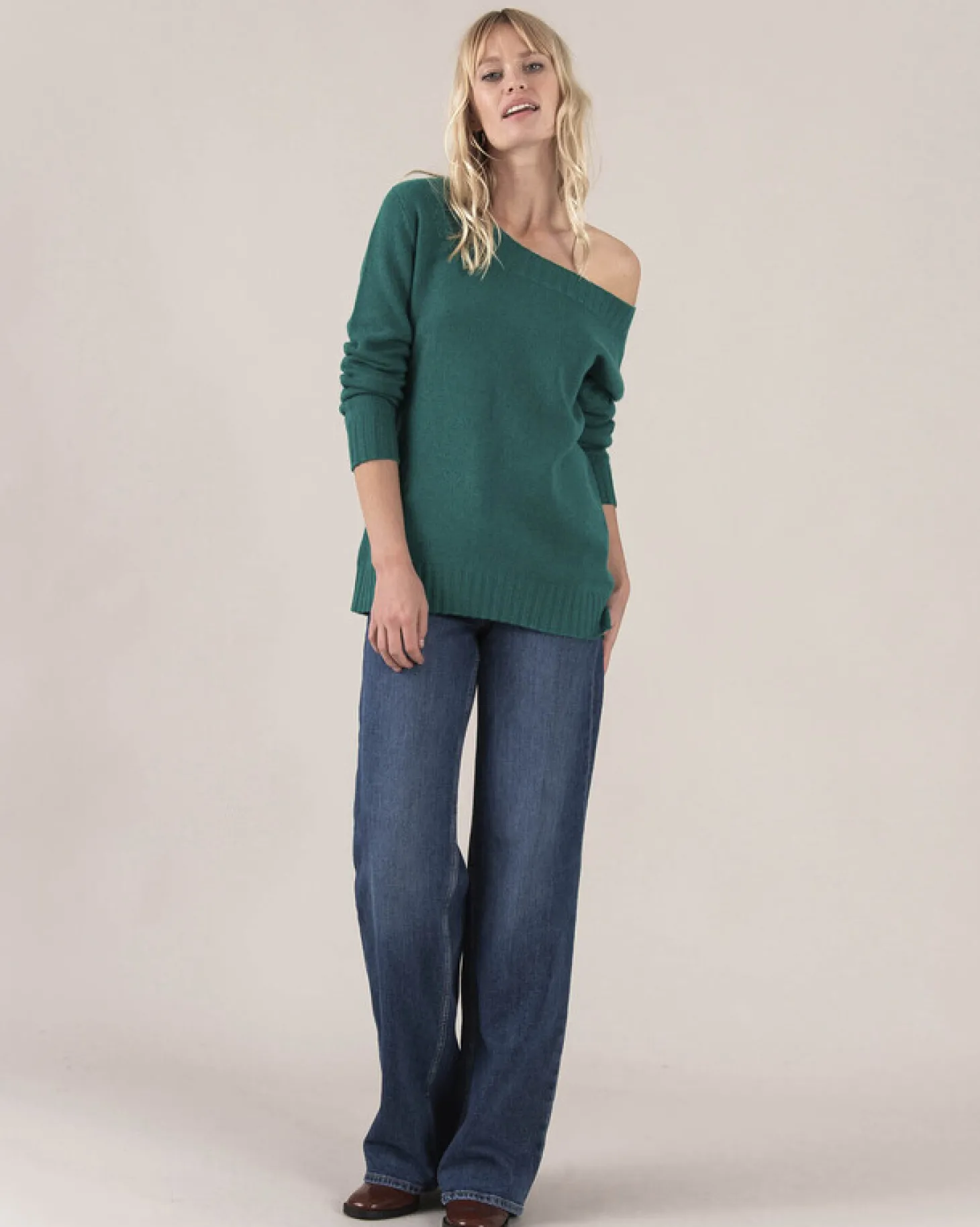 Pull Cachemire Col Rond Asymetrique