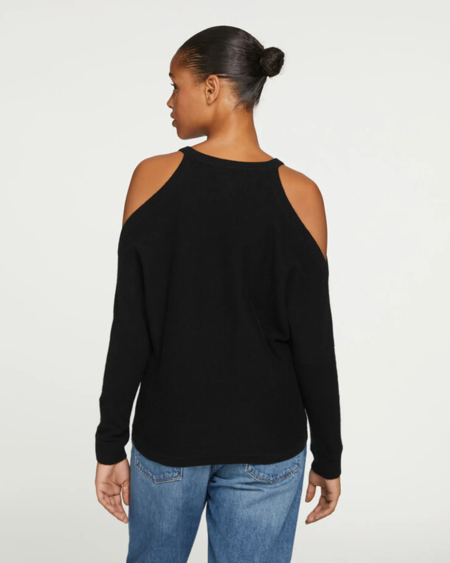 Pull Cachemire Col V Ouverture Epaule