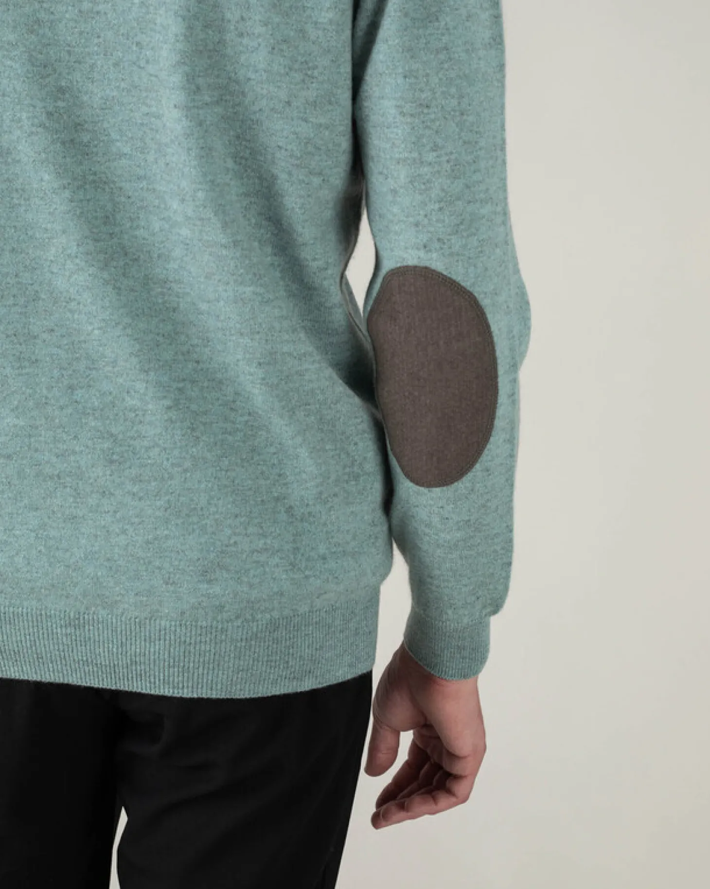 Pull Cachemire Homme Col Roule Uni Avec Patchs Aux Coudes
