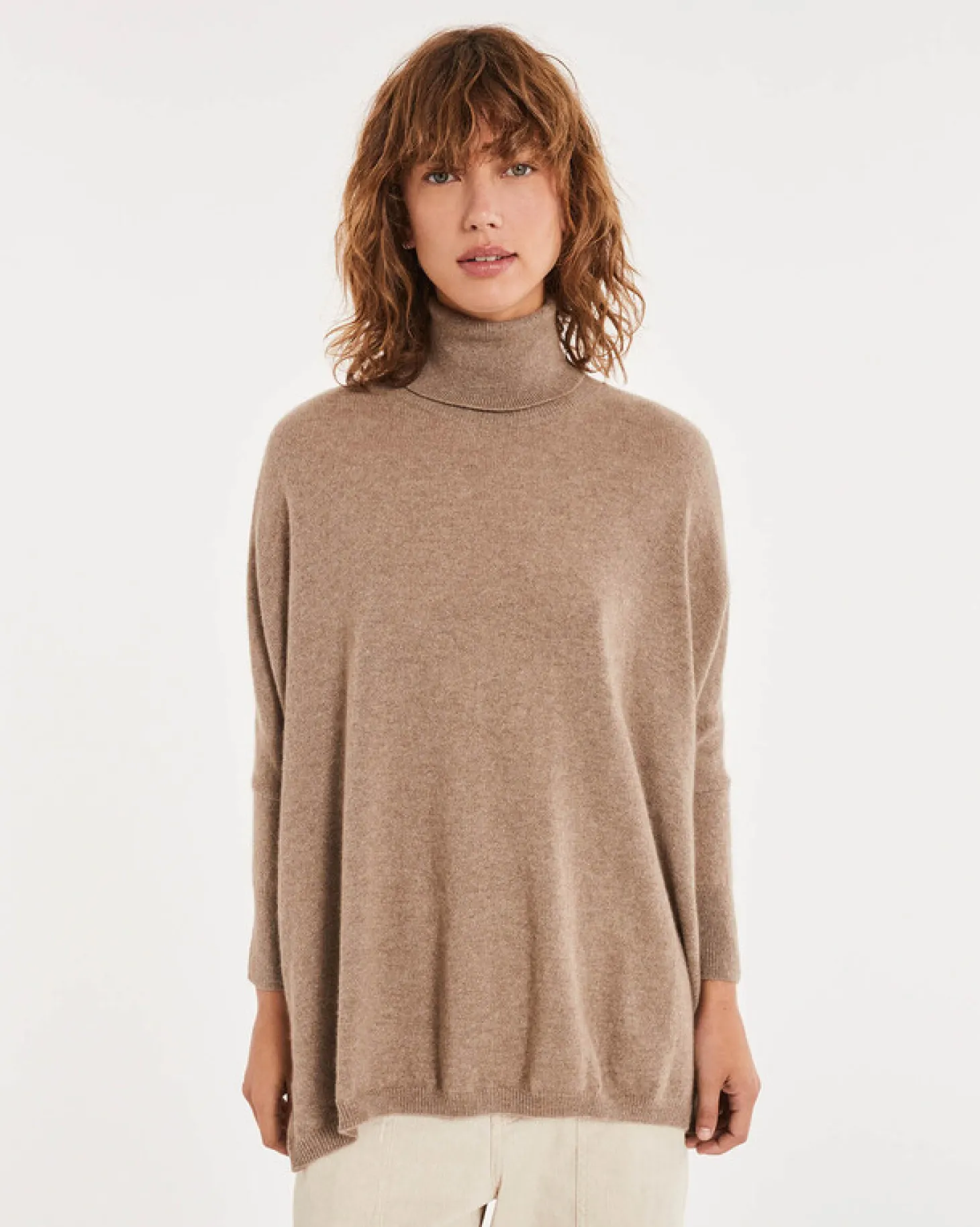 Pull Col Roule Oversize Manches Longues