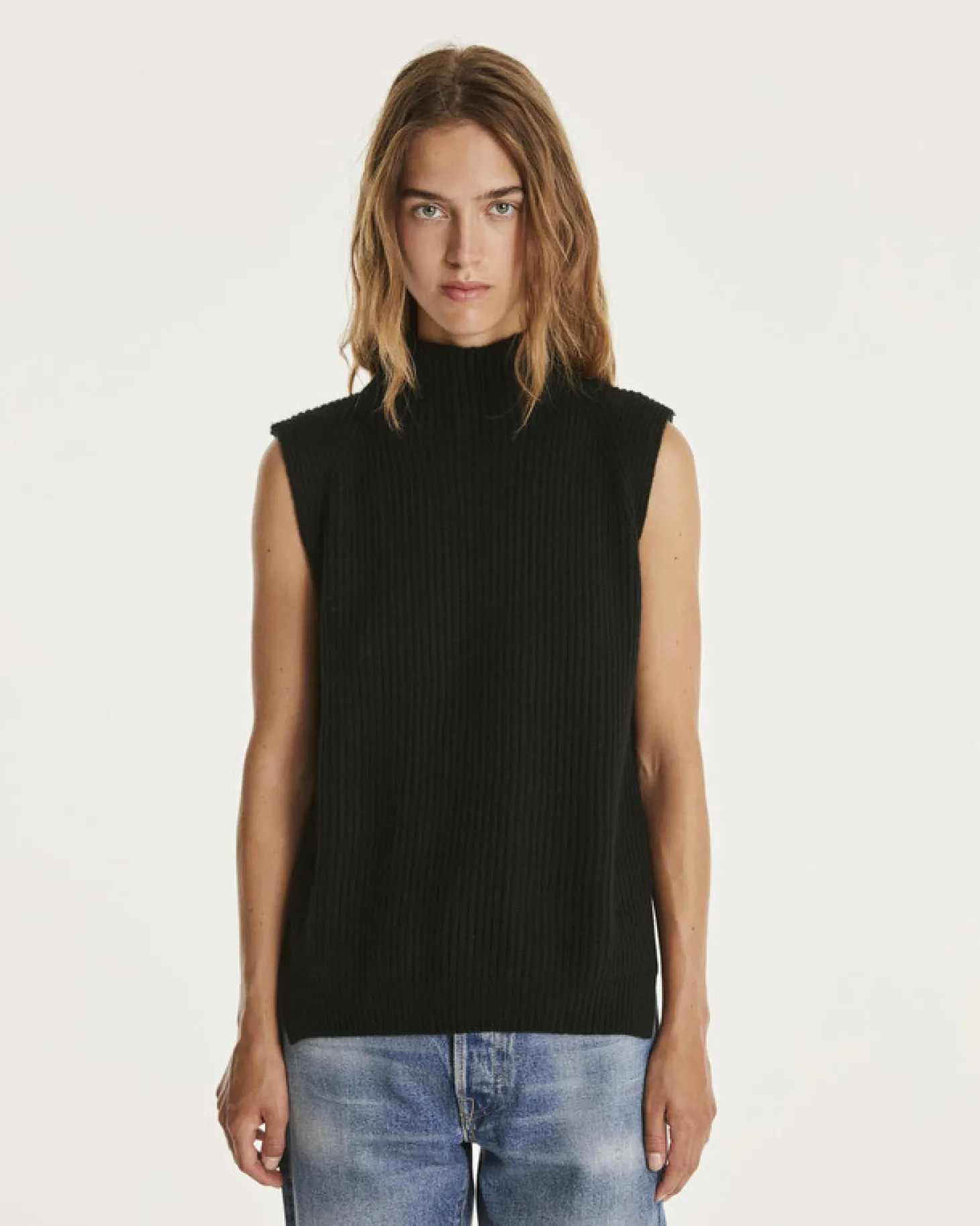 Pull En Cachemire Sans Manches A Col Cheminee