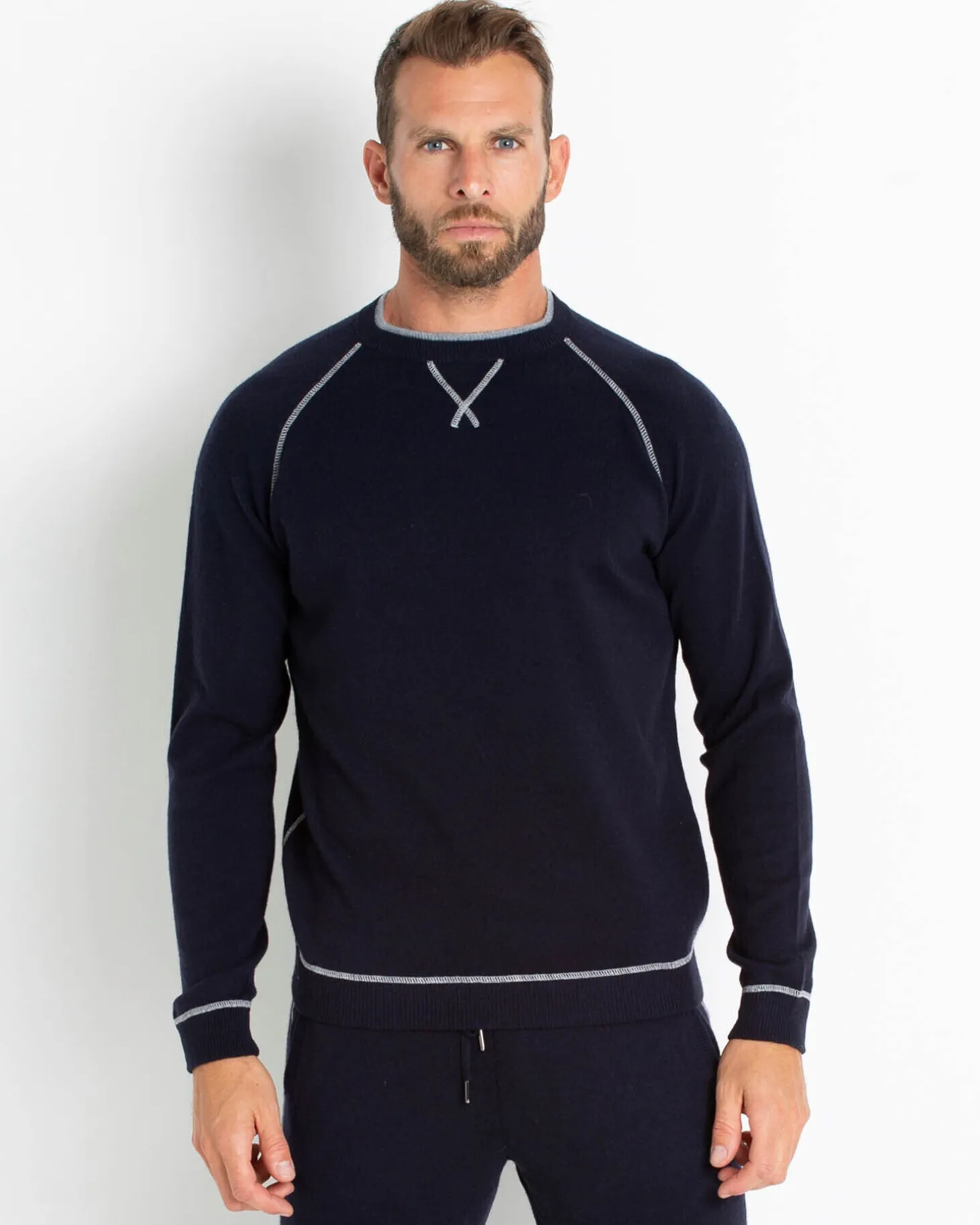 Sweat Cachemire Coutures Contrastees